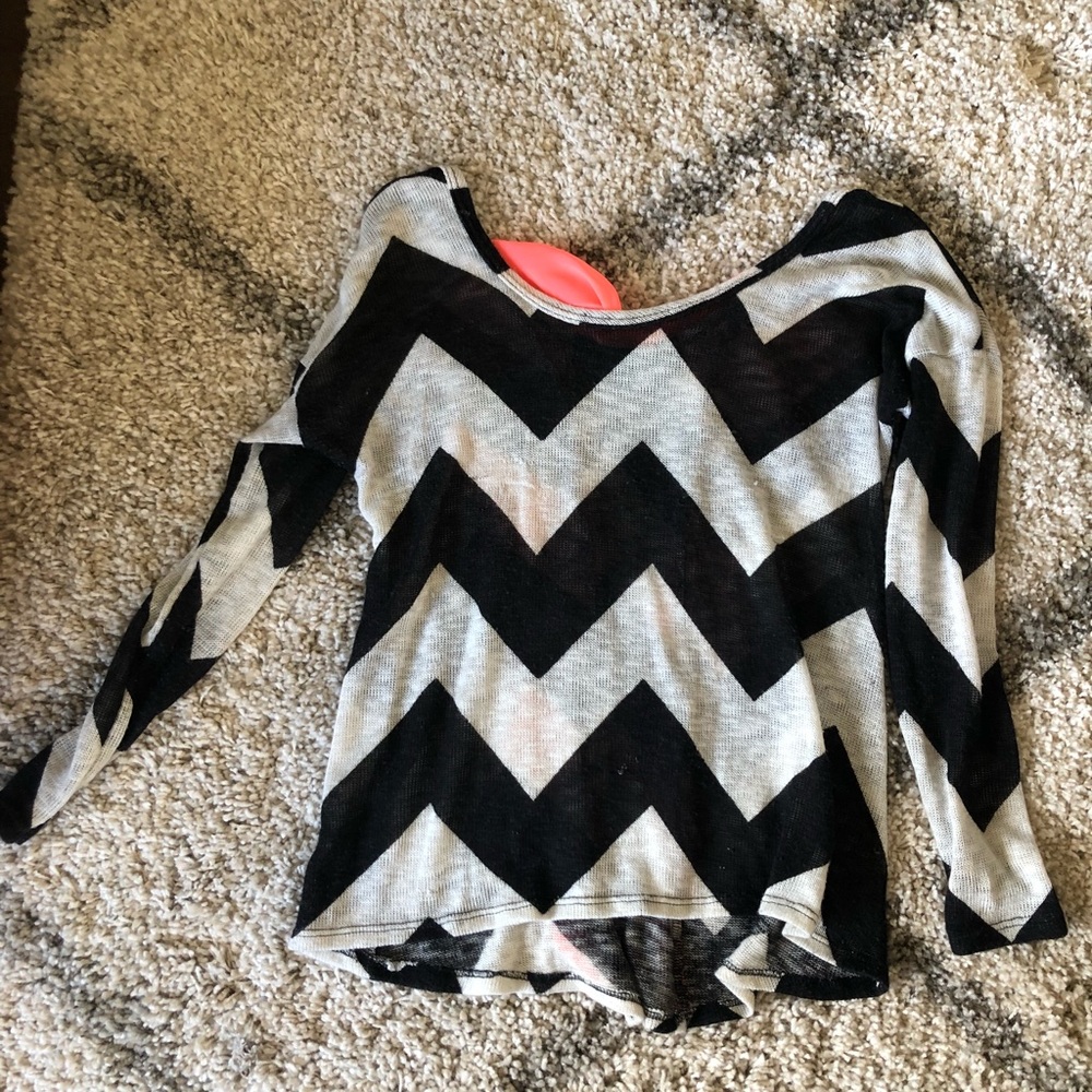 Chevron Top with Bow Back